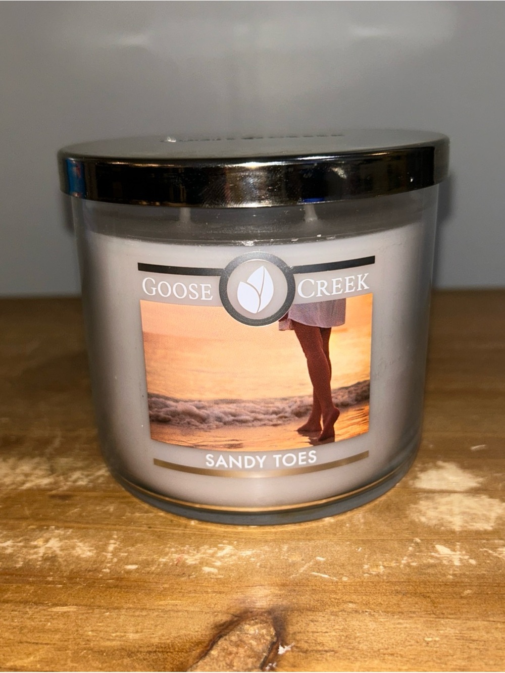 Goose Creek "Sandy Toes" Scented Candle - Grey